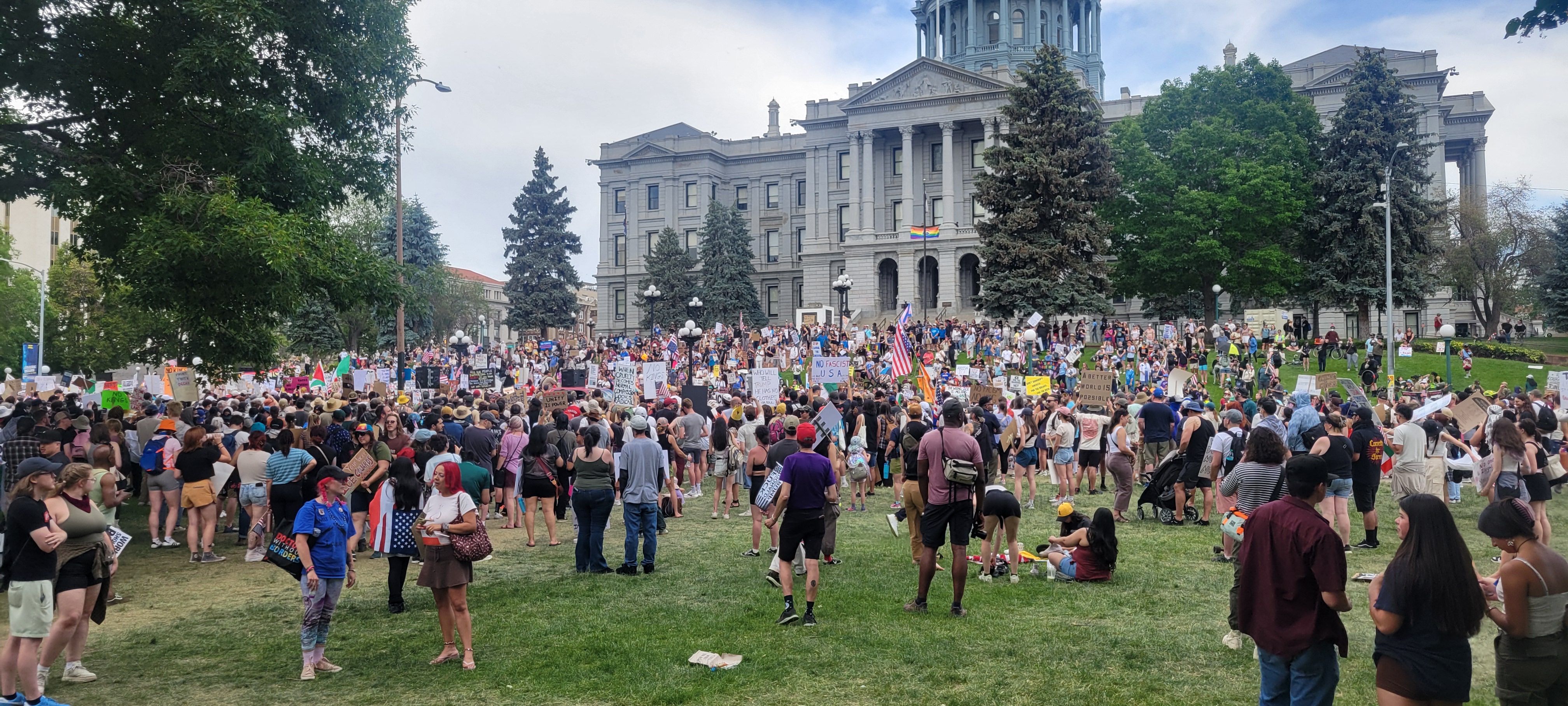06-14-2025 Crowd02.jpg